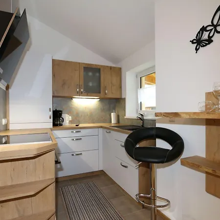 Appartement In With Parking Space Bramberg am Wildkogel